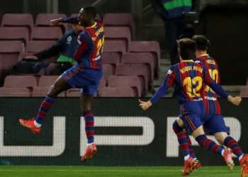 ديمبيلي يقود برشلونة للفوز على بلد الوليد والاقتراب من صدارة “الليغا” قبل الكلاسيكو
