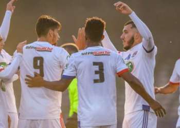 ركلات الترجيح تقود ليون لبلوغ ربع نهائي كأس فرنسا