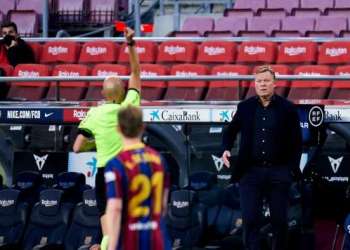 إيقاف مدرب برشلونة