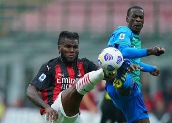 الدوري الإيطالي: ساسولو يقلب الطاولة على ميلان ويهزمه بثنائية