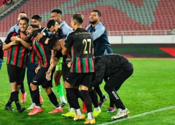 الجيش الملكي يفوز على الرجاء البيضاوي ويتأهل لنصف نهائي كأس العرش