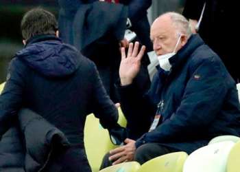 كورونا تحرم رئيس فياريال من حضور نهائي الدوري الأوروبي