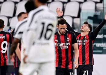 الدوري الإيطالي: ميلان يذل يوفنتوس ويقترب من حلمه الأوروبي