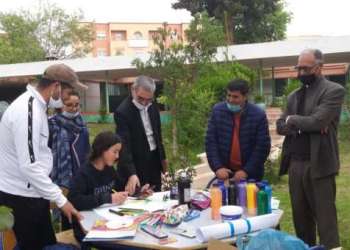 ورشة رسم لفائدة التلميذات والتلاميذ في الملتقى الدولي ” جيوبارك مكون ” للفنون التشكيلية بأزيلال