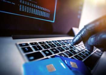 بمعطيات من “الأنتربول”.. توقيف ثلاثيني بمراكش قام بقرصنة بيانات بطائق بنكية دولية
