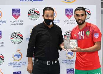 اللجنة المنظمة للبطولة العربية لكرة القدم داخل القاعة تختار المغربي إدريس الرايس فني أحسن لاعب في لقاء المنتخب الوطني أمام البحرين