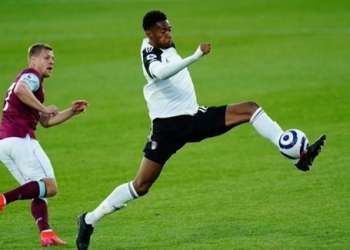 هبوط فولهام من الدوري الإنجليزي بعد الخسارة أمام بيرنلي