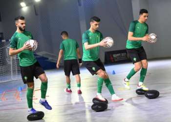 بالفيديو…تصريحات لاعبي المنتخب الوطني لكرة القدم داخل القاعة قبل لقاء الإمارات