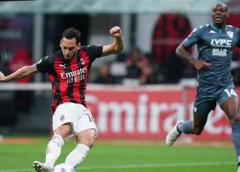 الدوري الإيطالي: ميلان يفوز على بينيفينتو ويخطف الوصافة مؤقتاً
