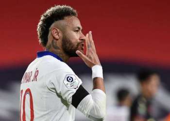 رين يفرمل باريس سان جيرمان ويقرب ليل من التتويج بالدوري الفرنسي