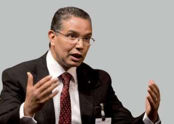 الحافظي رئيسًا للشراكة العالمية للكهرباء المستدامة