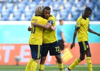فورسبيرغ يقود السويد للفوز على سلوفاكيا في أمم أوروبا
