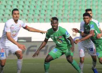 البطولة الاحترافية 1: الرجاء يتعادل أمام حسنية أكادير ويقرب الوداد أكثر من اللقب