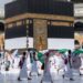 ضيوف الرحمن يتوافدون إلى المسجد الحرام لأداء طواف القدوم