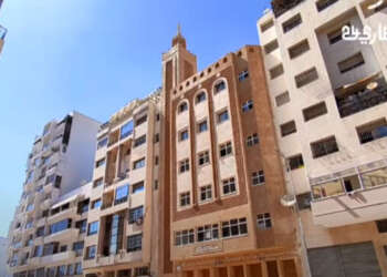 أول خروج إعلامي لصاحب فكرة بناء مسجد وسط الإقامات