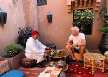 الملياردير ريتشارد برانسون يعتزم الاستثمار في الداخلة