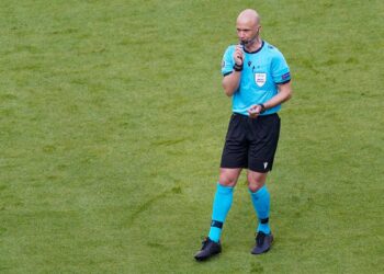 صافرة إنجليزية لنهائي دوري الأمم الأوروبية