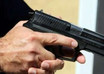 أكادير .. استرجاع السلاح الوظيفي لشرطي كان ضحية سرقة تحت التهديد