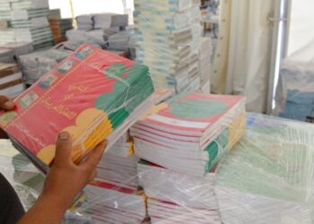 جدل في الجزائر بسبب “أخطاء في العقيدة” بكتاب دراسي للغة العربية