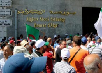 ثلاثي تدهور الأوضاع بالجزائر التضخم وتراجع القدرة الشرائية وندرة المواد الاساسية