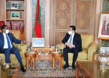 المغرب وتشاد يعززان تعاونهما في مجالات النقل والتعليم