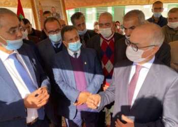بنموسى يزور مؤسسات تعليمية بوجدة