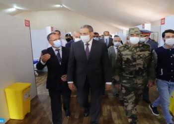 والي جهة العيون يتفقد المستشفى الميداني الخاص بالمصابين بـ”كوفيد-19″