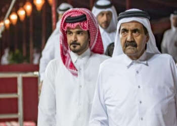 والد أمير قطر يقضي رأس السنة بالعيون