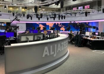 السودان تسحب ترخيص قناة الجزيرة مباشر