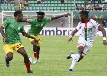 أمم إفريقيا: بوركينا فاسو تتأهل لدور الـثمن