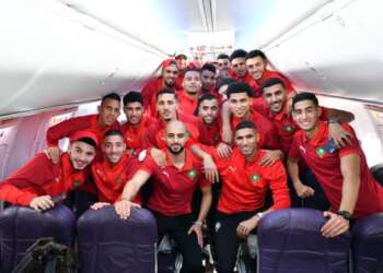 بعثة المنتخب الوطني المغربي الأول تتوجه إلى العاصمة الكاميرونية ياوندي