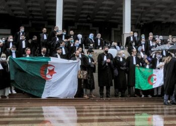 الجزائر: المحامون في إضراب منذ الخميس الماضي