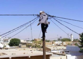 وفاة تقني كهرباء بعد سقوطه من أعلى عمود كهرباء بشفشاون