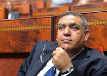 الداخلية تعد مشروع قانون “فرض جواز التلقيح”