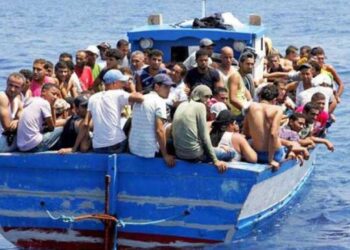 الجزائر البلد الذي يفر منه شبابه