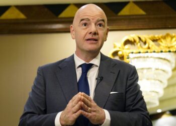 فيفا” يتطلع لنسيان المشاكل والتركيز على كأس العالم 2022