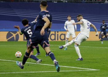 ريال مدريد يقلب الطاولة على باريس سان جيرمان ويتأهل إلى ربع نهائي دوري الأبطال