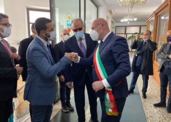 اتفاقية توأمة بين مدينتي الداخلة وكروتوني الإيطالية