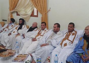 شيوخ القبائل الصحراوية يثمنون عاليا الموقف الإسباني الداعم لمبادرة الحكم الذاتي