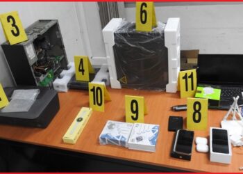 بني ملال… اعتقال شخص استغل معطيات بطائق بنكية أجنبية للشراء  عبر الانترنيت