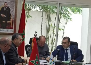 تنظبم ندوة حول” مجالس العمالات والأقاليم والبناء المؤسساتي للامركزية “
