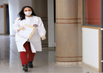 الملازم الثاني نزهة فتوخ الشغوفة بمجال البحث الجنائي