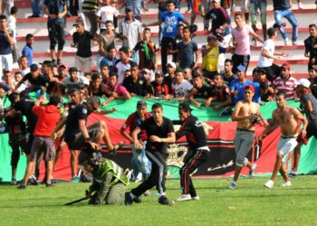 مقاربة ظاهرة الشغب في الملاعب من جوانبها الاجتماعية والنفسية