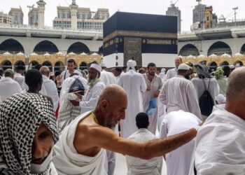 السعودية تعلن رفع عدد حجاج هذا العام إلى مليون