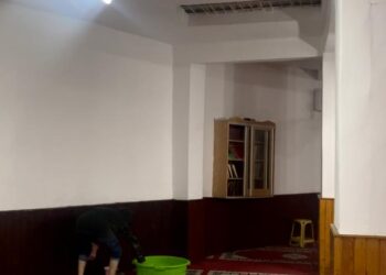 تطوان..امطار الخير تفضح إصلاح مسجد الرشاد