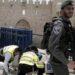 طعن شرطي إسرائيلي في القدس وإصابة المهاجم بالرصاص