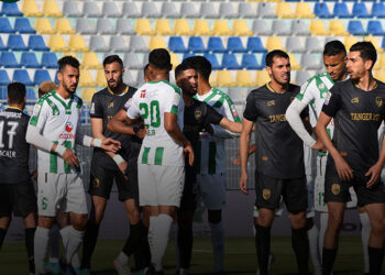 التعادل الإيجابي 2-2 يحسم لقاء الدفاع الحسني الجديدي يتعادل مع ضيفه فريق اتحاد طنجة