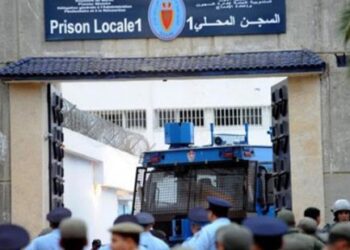 إدارة سجن رأس الماء بفاس تنفي إدعاء معاناة السجين (ب.ف) من شلل بيده
