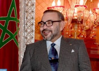 لوبوان الفرنسية: وسط مناخ مضطرب جلالة الملك يضاعف المبادرات