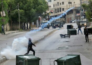 عاجل…….مقتل فتى فلسطيني في مواجهات مع الجيش الإسرائيلي في الضفة الغربية المحتلة